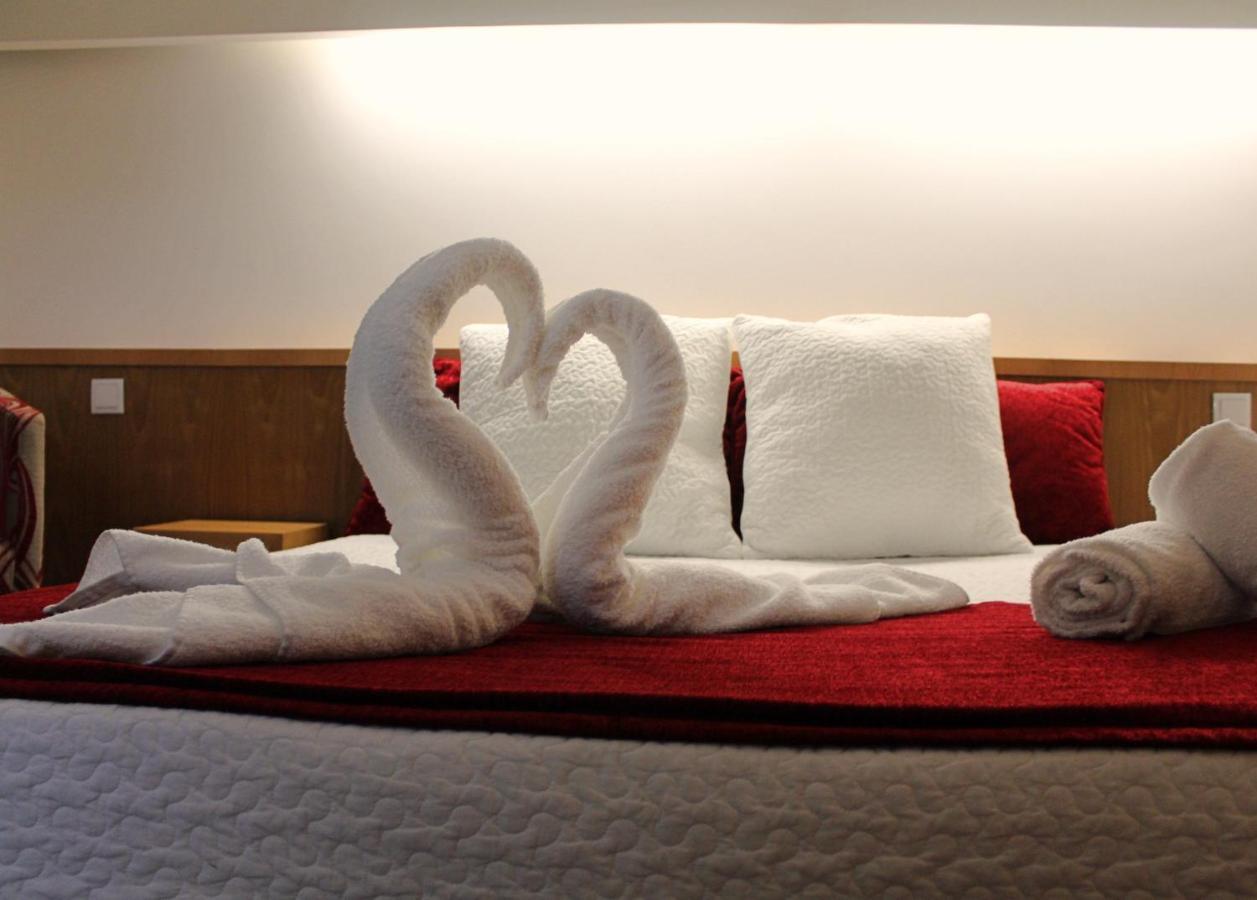 Casa Ave Maria Hotel Fatima Bagian luar foto